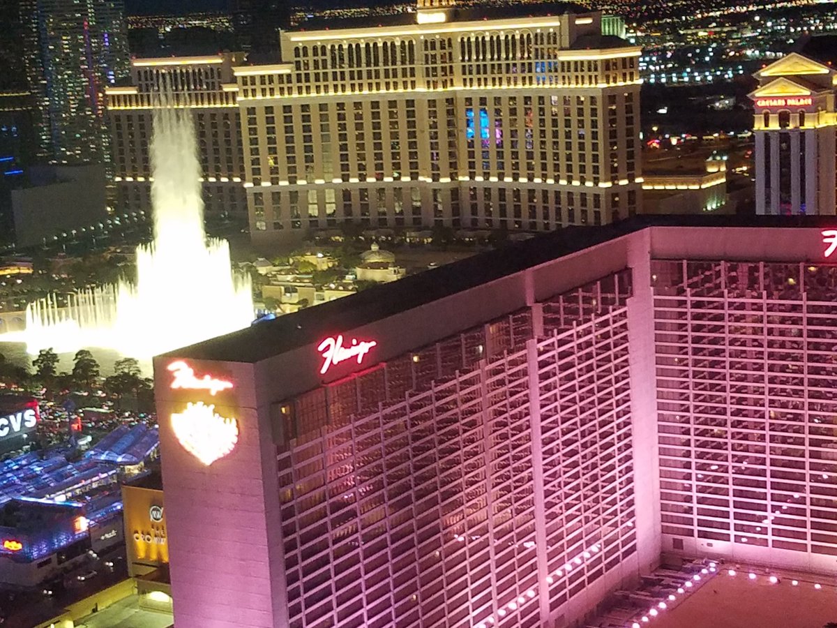 TheVegasHookUp's tweet photo. Let's connect in #lasvegas! #singles #couples #swingers #lifestyle #Nsafun #sex #Onlinedating #destination #bisexual #lgbtqfriendly #gambling #finedining #unicorn #vegaslocals #vegasready https://t.co/fkQ3h5a1lT