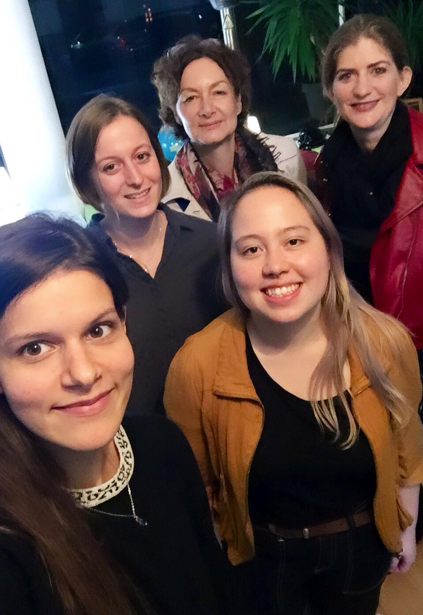joscchh's tweet photo. Was für ein wunderbarer @KAINGAcommunity Abend im #BonnLAB mit unserer heutigen Expertin @AnnaLenaKuempel. 

Beim #KommunityFAQ durften wir die StartUp Agentin vom @DigitalHubCgn alles fragen was uns in den Sinn kam. Echt spitze 👌 Danke Anna-Lena! https://t.co/OJWblm8IWp