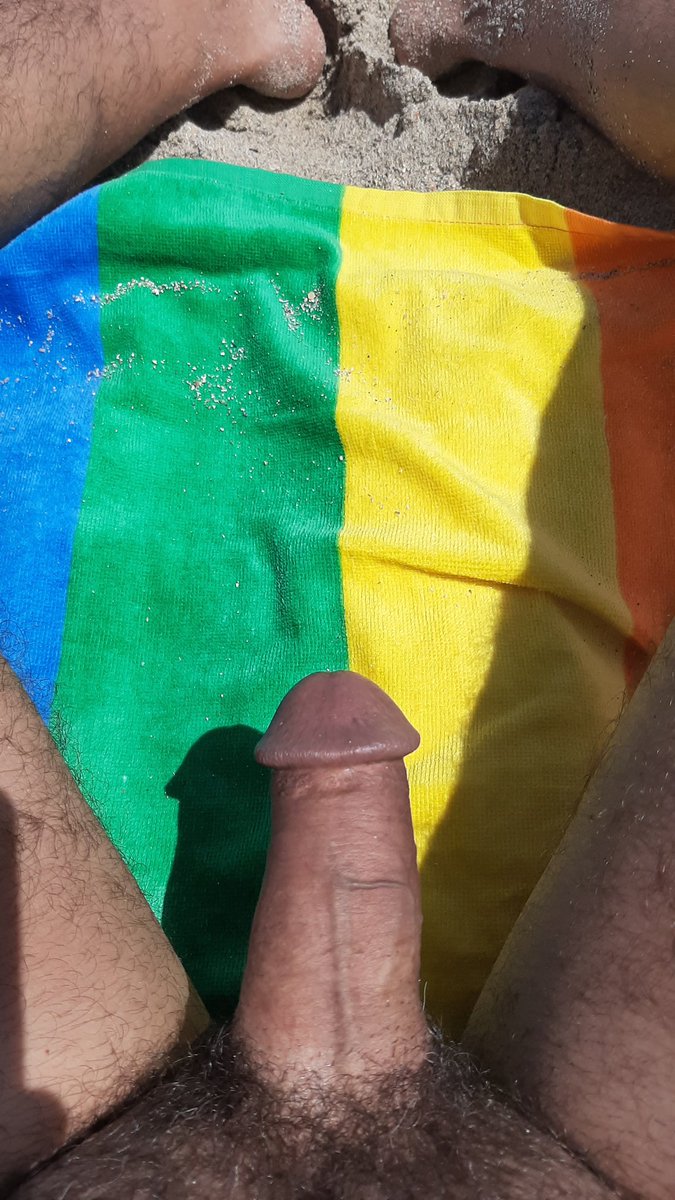 ManCcs50's tweet photo. #nudebeach #halouver https://t.co/z8NjD1OrwY