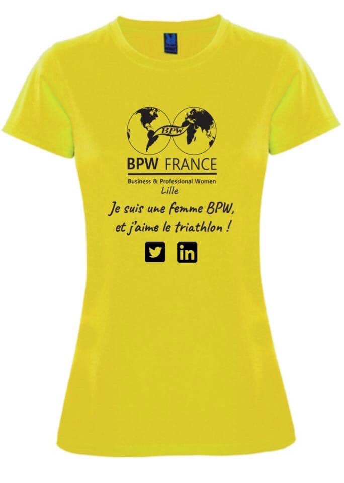 Il y a un peu + d’1 mois,15 adhérentes et/ou sympathisantes se sont lancées le défi de boucler leur 1er triathlon💪🏻
Dépassement de soi, cohésion, entraide et encouragements ! #LaTriathElles Une manifestation annuelle 100% féminine organisée par le club de Triathlon de Gravelines