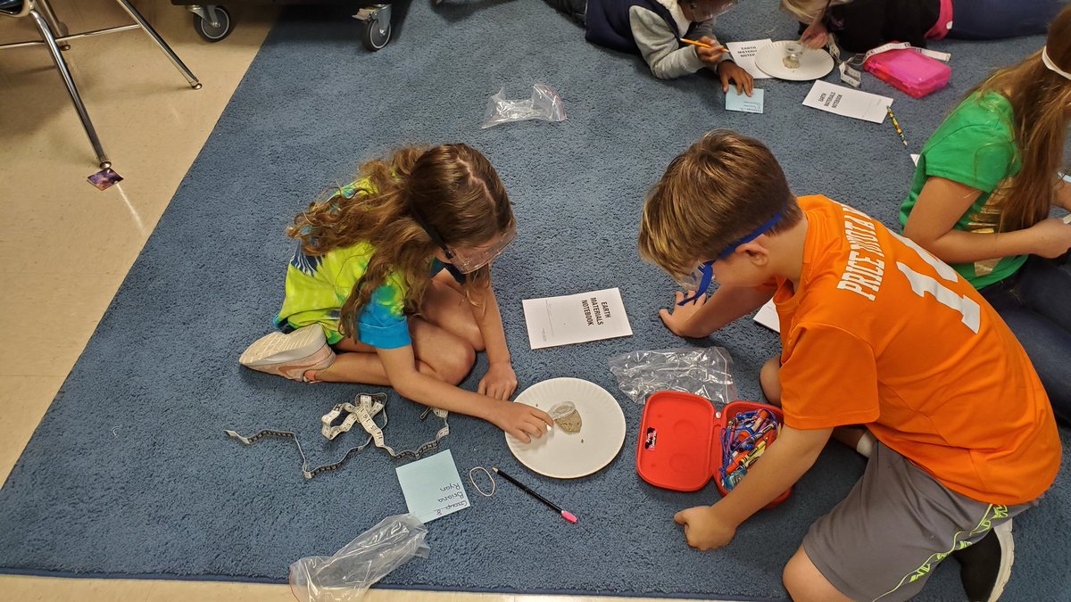 Mrs. Jones tweet media