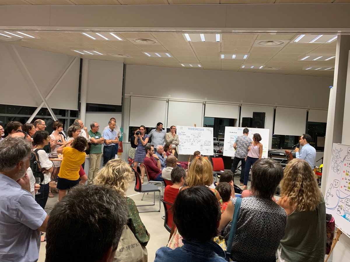 SamuelBarreau's tweet photo. Passation de flambeaux à la direction de l’Union régionale des Scop Auvergne-Rhône-Alpes. Merci Michel pour ton engagement ! Félicitions à la nouvelle direction Meryem et Malik @LesScopAURA⁩ ⁦@les_scop⁩ #lesscop ⁦@oxalisSCOP⁩ https://t.co/mscMCvEJt8