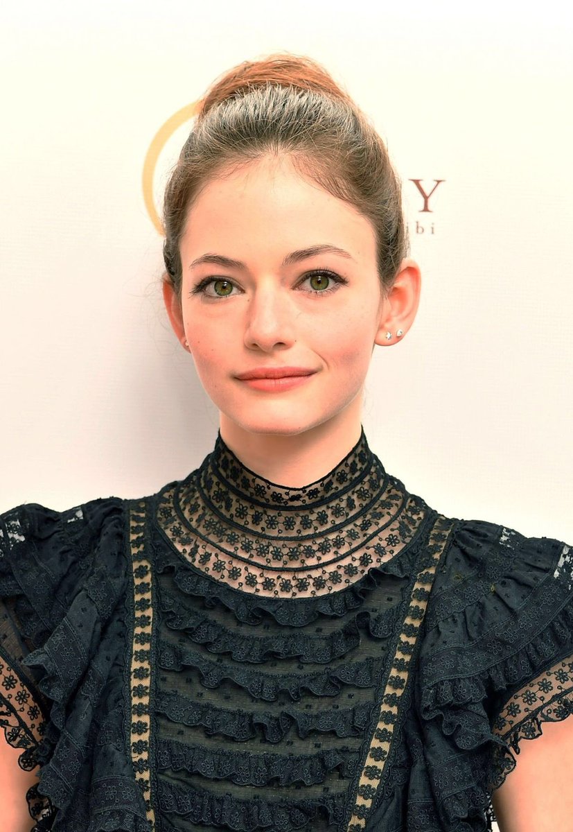 mffansoficial's tweet photo. Mackenzie Foy At The MOMS and Betty Crocker hosted a Mamarazzi Event Held at Eataly at 4 World Trade Center in New York 🗽
•••
{ @mackenziefoy #mackenziefoy} https://t.co/qEEb81NiQ2