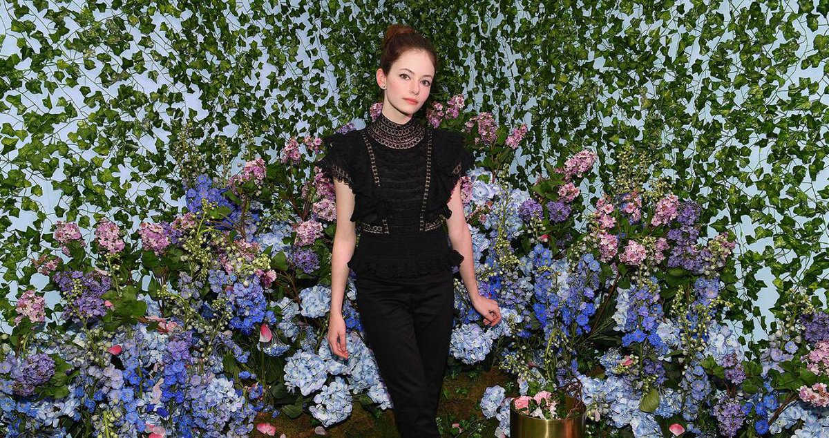 mffansoficial's tweet photo. Mackenzie Foy At The MOMS and Betty Crocker hosted a Mamarazzi Event Held at Eataly at 4 World Trade Center in New York 🗽
•••
{ @mackenziefoy #mackenziefoy} https://t.co/qEEb81NiQ2