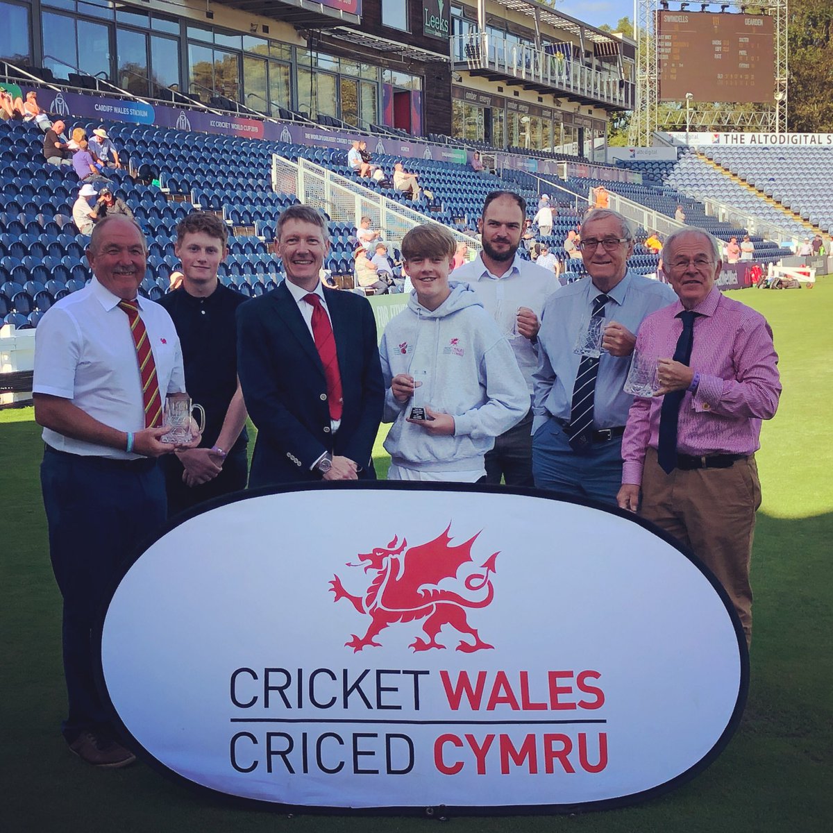 MarkFrostsport's tweet image. #OSCAs #outstandingvolunteers #cricketfamily more later