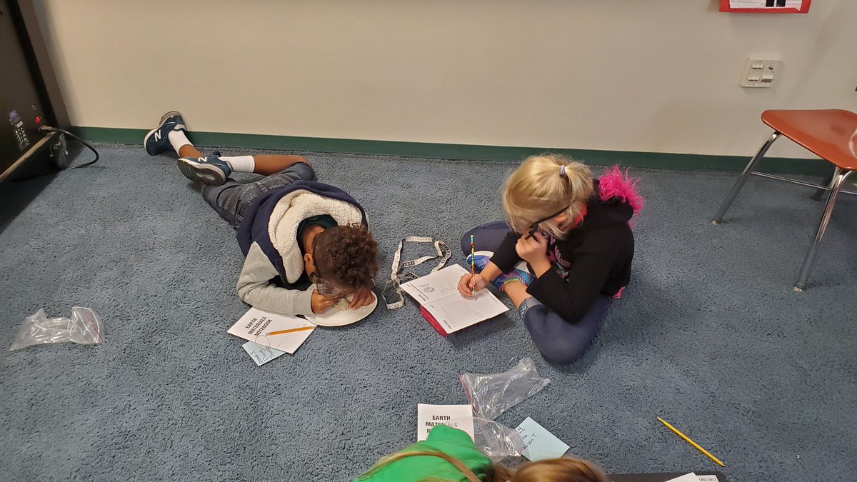 Mrs. Jones tweet media