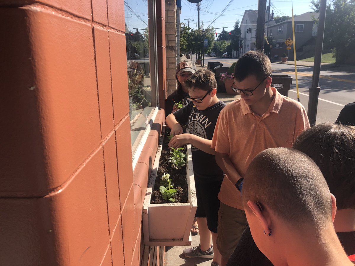 AdamClary7's tweet photo. Ludlow students finished their first day of community based work. It’s amazing to see each student gain confidence in their abilities and qualities. Can’t wait to see what tomorrow has in store for them ! @ludlowschools https://t.co/caNFrYjgsQ
