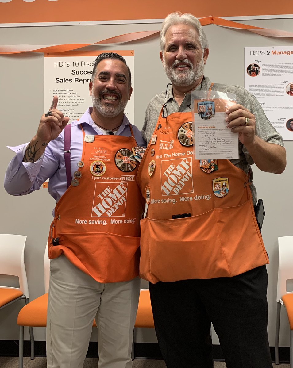 JakeMcCordUSMC's tweet image. Associate recognition for teamwork, dialing for dollars, excellent sales performance, and living our values. #OneTeam #ItsASNAP #SNAPInto2H #MakeoverMagic #TexasMakeoverTakeOver #HomerAward @JeffValenti1 @RonSerpaio @THDJoey @scottwhiteHD