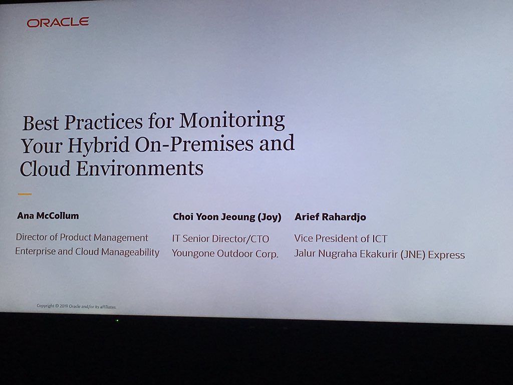 Oracle_Mgmt's tweet image. Ana presenting with customer Youngone and JNE on monitoring on-premier and cloud. #oraclemgmtcloud #oow19