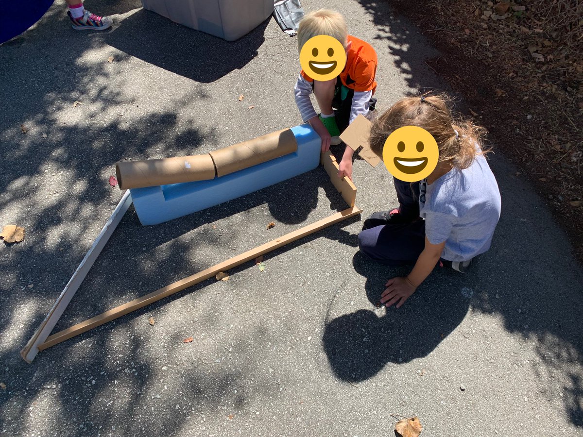 WhiteOaksSchool's tweet photo. The Play Pod is open for business! It is SO fun watching all the imaginative play. Parent volunteers: we need you! #collaboration #communication #creativity #criticalthinking https://t.co/7UB373hK0y