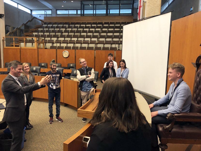 RETSDschools's tweet photo. Congratulations to Alex Smolianytskyi, a Grade 10 student at River East Collegiate, on being selected to be a part of the mayor’s Youth Advisory Council! Well done, Alex. This is a wonderful opportunity. 😊👍 https://t.co/KlyEX3JmWq