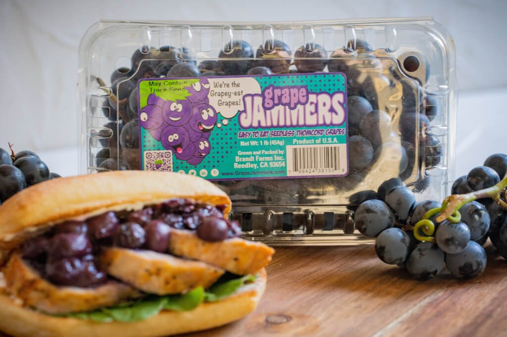 GrapeJammers's tweet photo. #GrapeJammers from @brandtfarms take a starring role in this delish recipe created by @farmstarliving. Pork Sammies with Grape Jammers Coulis will delight your dinner guests! https://t.co/P41mcyvAvJ https://t.co/NwvOlXoUzv