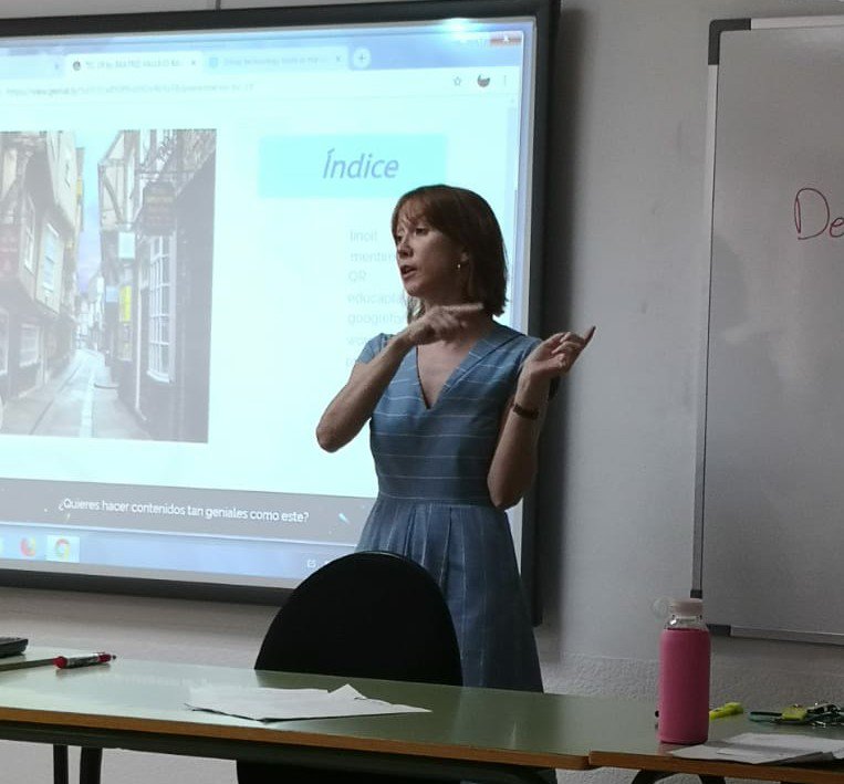 Difusión de las formaciones <a href="/EUErasmusPlus/">Erasmus+</a>  coordinadas por <a href="/sepiegob/">SEPIE</a> de <a href="/eoihospitalet/">eoihospitalet</a> con docentes de <a href="/EoiEsplugues/">EOI Esplugues</a> y <a href="/EoiPrat/">EOI del Prat</a>