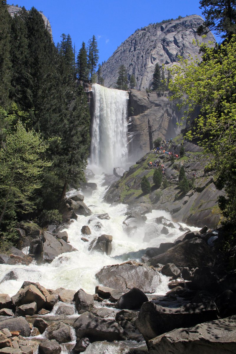 YoseConservancy's tweet photo. Yes, those ant-sized pops of color are people!⁣
⁣
Let this photo serve as a humbling reminder of the scale of the landscape in #Yosemite. https://t.co/unY7MqQWoD
