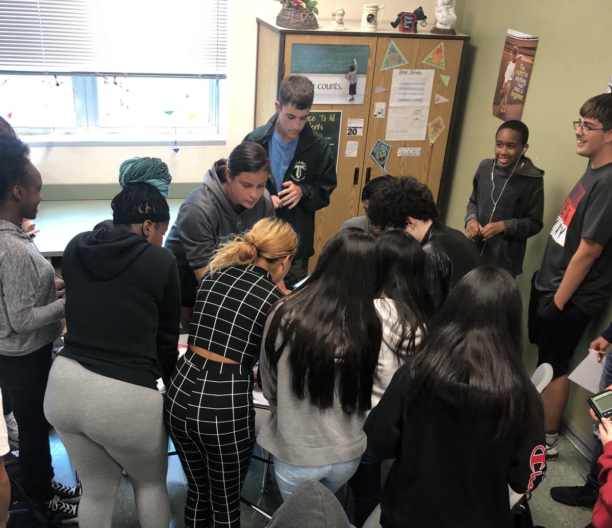 Congrats to Mrs. McGuinness’ 4th block Algebra class for being the first group of the year to break into my mystery suitcase! 🔒 Amazing collaboration, focus, and positive energy! 🤗💪🏻 #communityoflearners #WeRTro