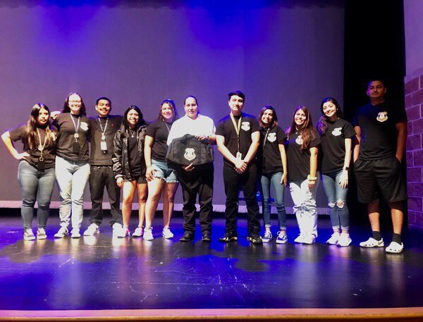 Our 911 ECOM interns got to meet Anna Vasquez (<a href="/SanAntonioFour/">Southwest Of Salem</a> ).  The interns enjoyed meeting her and learning about her case. Thank you Mr. Salek (Akins Law teacher) for providing these guest speaker opportunities to our students!  <a href="/akinsablle/">@AKINSABLLE</a> <a href="/AISD_CTE/">Austin ISD - Career & Technical Education</a> <a href="/AkinsAISD/">Akins Early College High School</a>