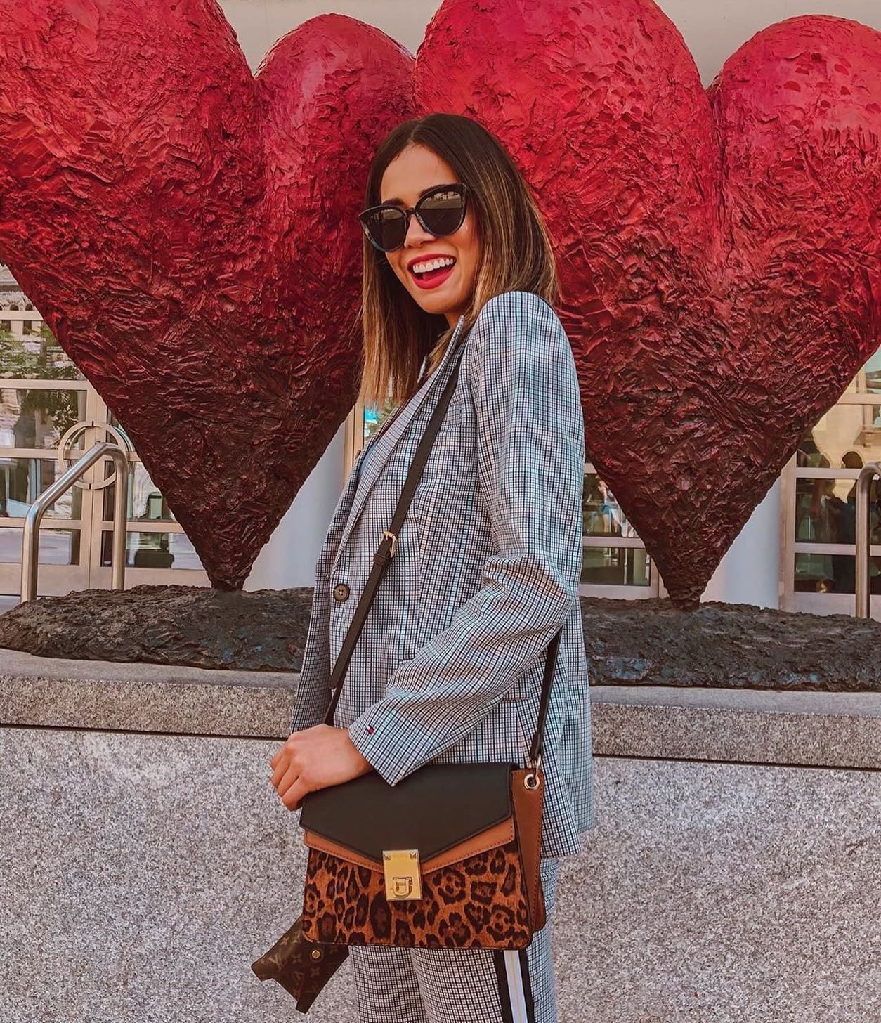 ALDO Shoes on X: Life lesson from our girl crush @luisaferss: “Everything  you do, do it with LOVE!” Shop her handbag:   #bagandbrag #Aldo  / X