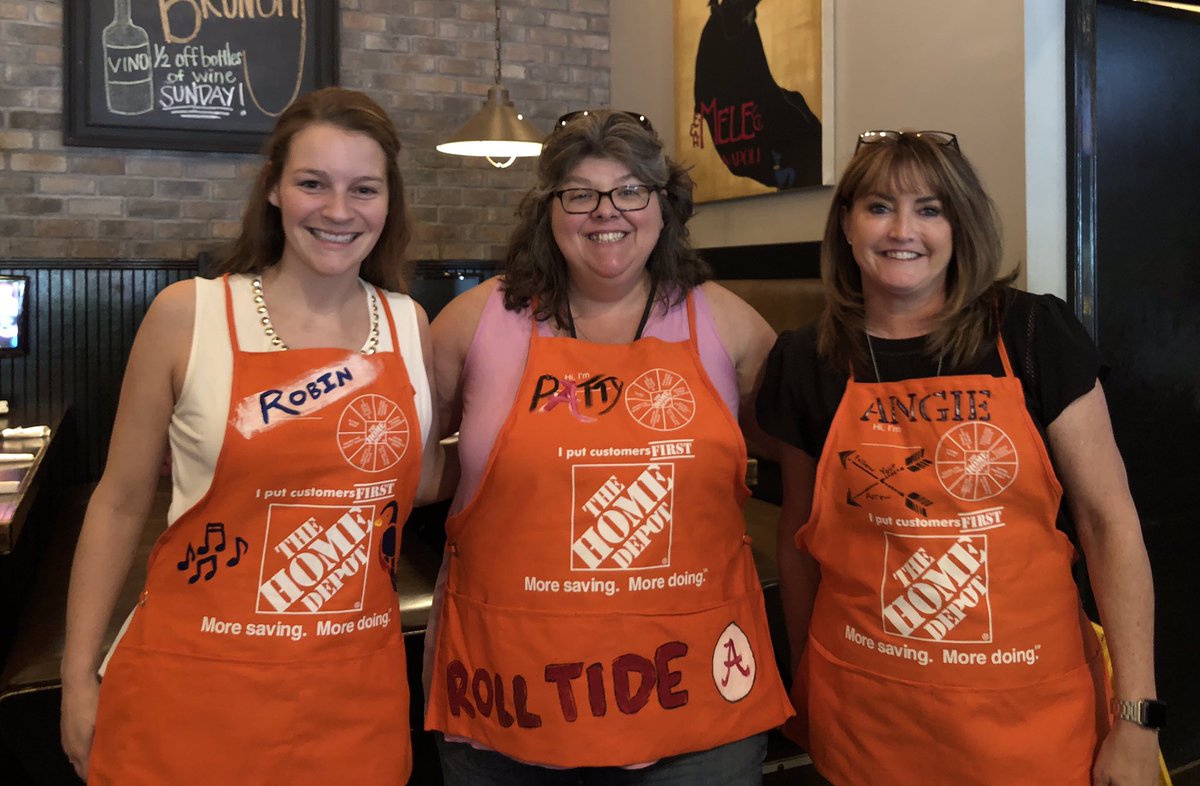 stjohn_c's tweet image. #OWL Networking Event was a success! Our aprons are originals! @debbiesmckinley @kelly_mayhall @THDCarly