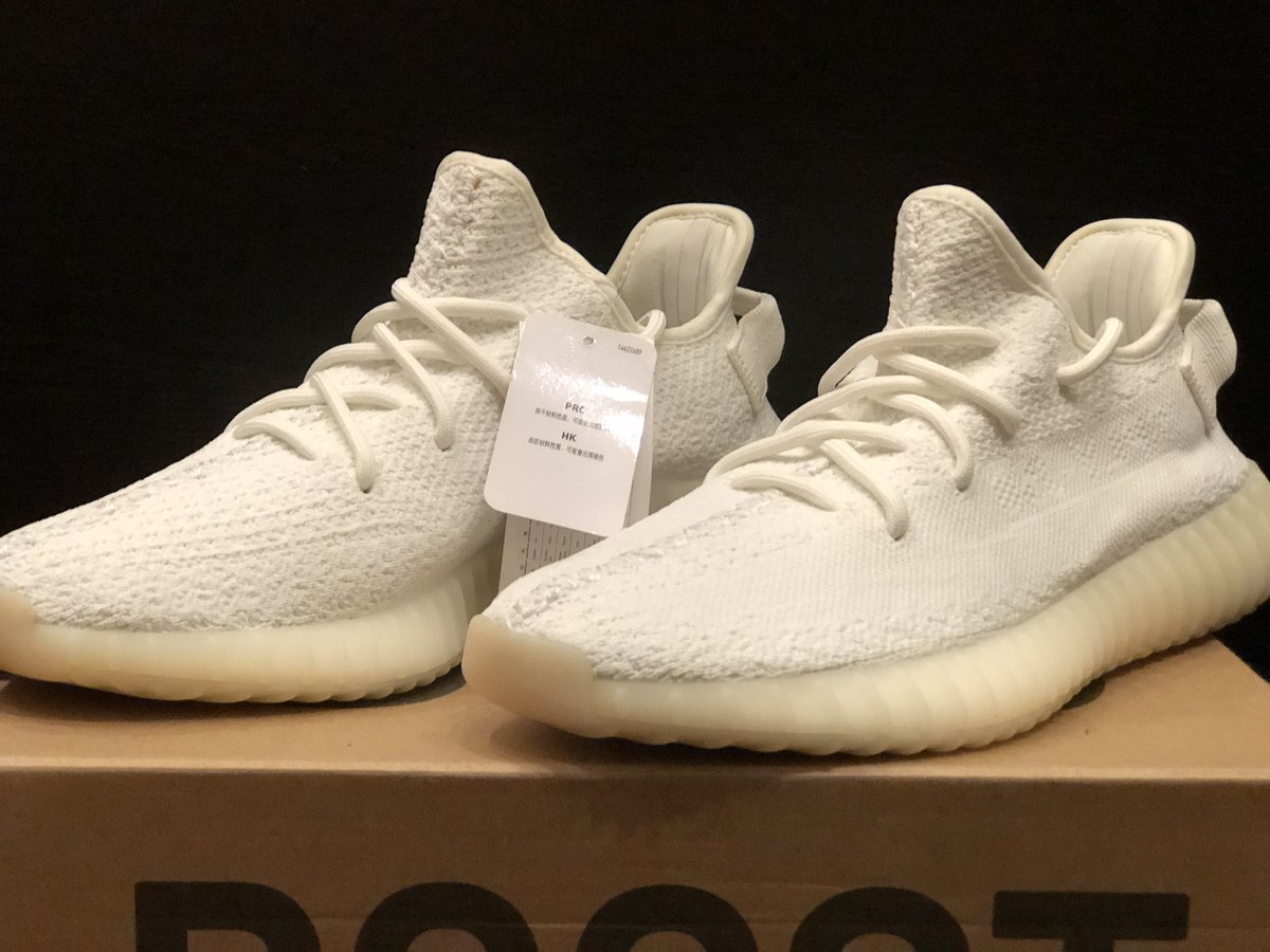SpoiledKicks's tweet photo. BNDS YEEZY Creams/Tripple White
US9
P15000
.
.
.
.
.
#adidasyeezy #yeezy #nike #nikes #nikeph #nikeairmax #adidas #adidasboost #hype #designerclothes #soleslam #clothes #shoes #hoodie #tees #bags #snkrhds #dailykicks #palacetalk #hypedhaven #hskicks #nicekicks #snickerhead https://t.co/yAfUxu5A0R
