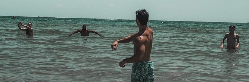 #𝙉𝙚𝙬𝙇𝙖𝙮𝙤𝙪𝙩

—Se le habi olvidado subirlo—