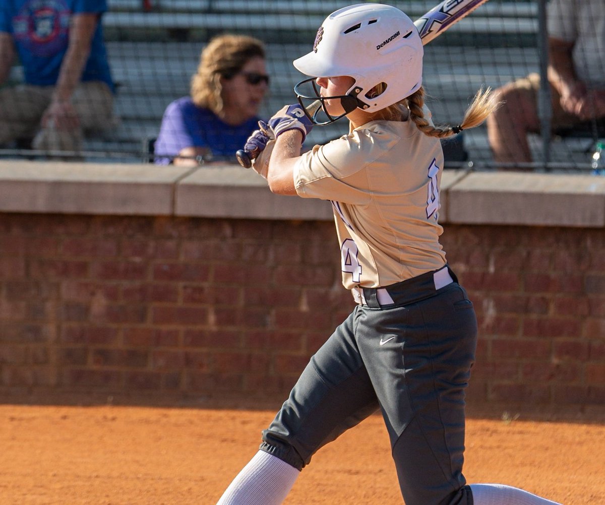 SOFTBALL: Union County 3, Rabun County 0 - End 3

📷 Sophomore Lexi Sisum with her first career HR -- a 2R shot in the B1.  Sisum is 2-for-2 with all three UC RBIs.