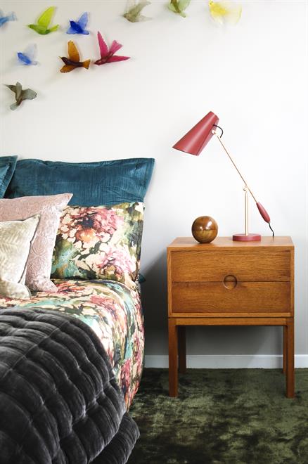 Karakternz's tweet photo. 🛏️ We are proud to offer our NEW bedside furniture range hand made by our Master craftsman here in New Zealand from European oak.

Shop now: https://t.co/wq8ZUBxeDU

#Karakter #MidCentury #Modern #Design #MidcenturyModern #MidcenturyStyle #Modernist #Inspo https://t.co/xR8PvzpIIN