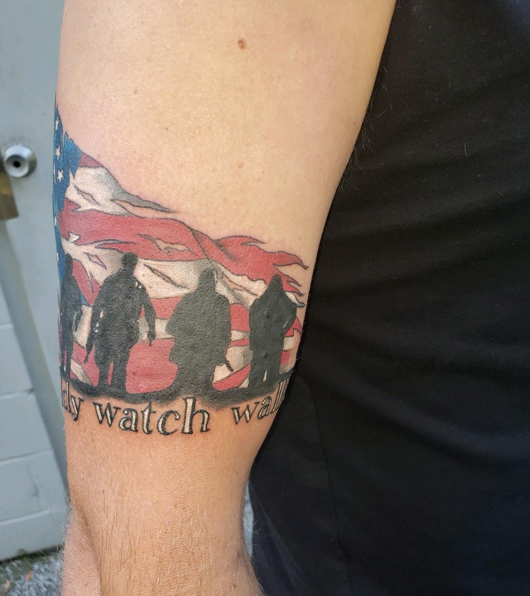 WalkforVetsORG's tweet photo. And we are done!! Awesome job Mark Simmons at Jokerz' Ink. I am thankful for your support and fantastic work.

#BuddyWatch #BuddyWatchWalk #Veterans #UnitedStates #TinyHomes #JokerzInk https://t.co/h8YRx3pJ7F