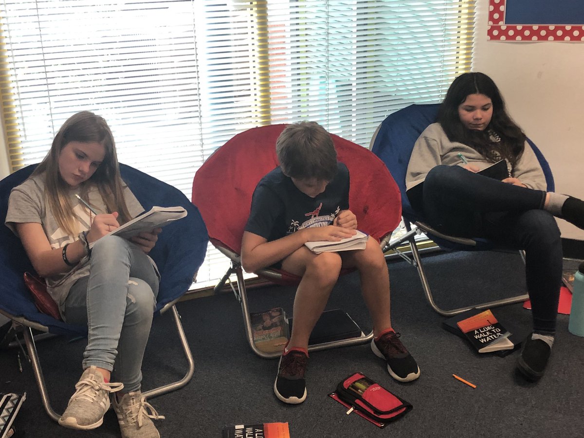 WGILibrarian's tweet photo. If you could read what these kids wrote—AMAZING analyzation and conceptualization over the text! @woodgatemisd #bookheadheart #distuptivethinking #everyonethinking #alongwalktowater https://t.co/D1g3mResE6