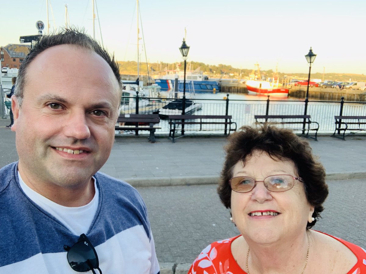 MarkVivis's tweet photo. #NorthCornwall 😎 https://t.co/2FL91ast5i