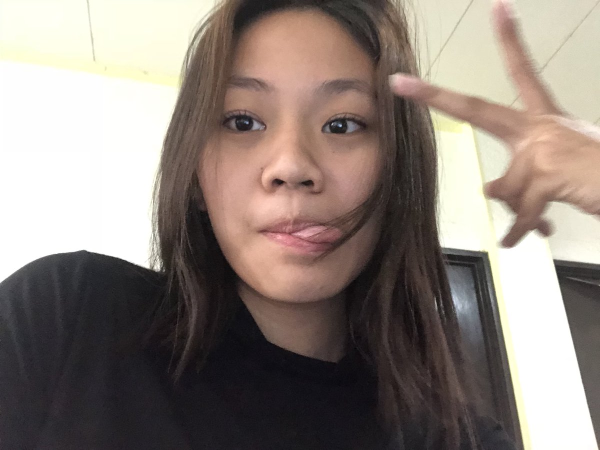 bbeomgyupogi's tweet photo. di naKO magcracram@ulet!!!!!!!!!! ngar iinez na aq 😔🙄 #notoclutchgaming #seriousacads #byeoldme https://t.co/a33jaLuX1I