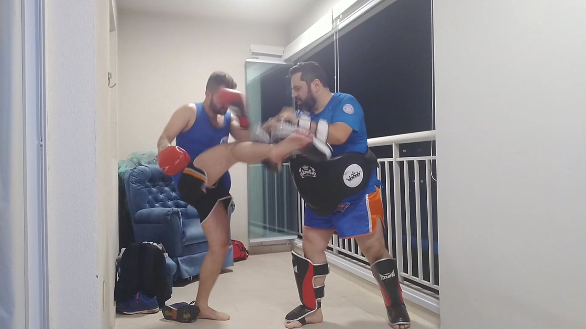 FightJulio tweet picture