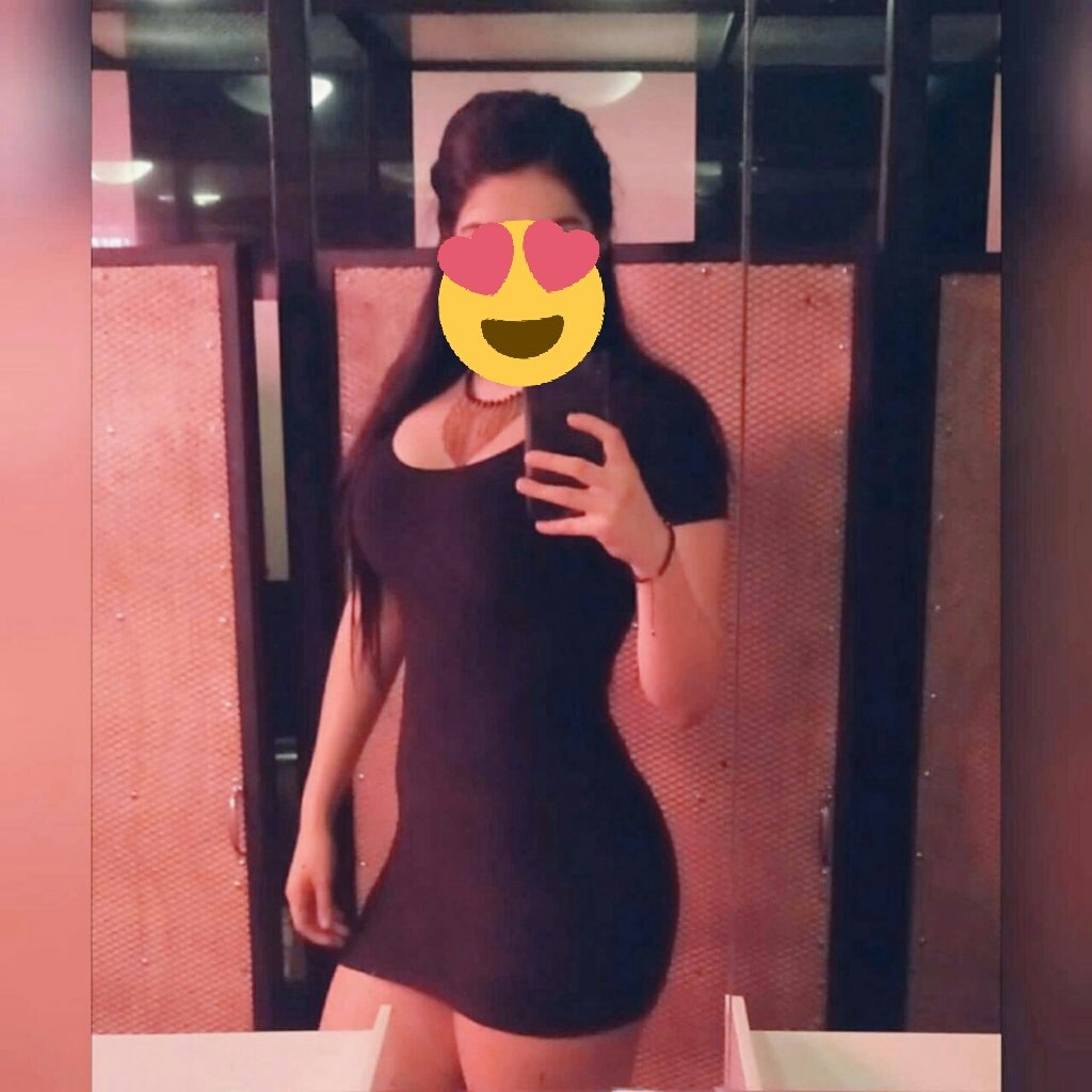 KarimeOlmos3's tweet photo. Buenas tardes..... ya despues de un merecido descansoooo... aqui ando ya disponible.... @Carolin31819550 @ValeryBetancou9 @HotelBegona @HotelCascada @HotelHaciendMty @hwashingtonmty @kyotosuitesmty @Mil_Eroticos https://t.co/jxi8KsNXyc