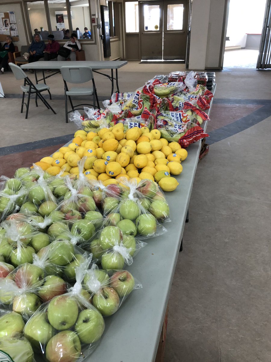 MichaelRobidoux's tweet photo. An amazing Farmers Market in Moose Cree First Nation organized by Local Food Developer Anthony Chum. Fresh produce at available prices for local residents. All sold in less than an hour! https://t.co/9DVAVJTpbL