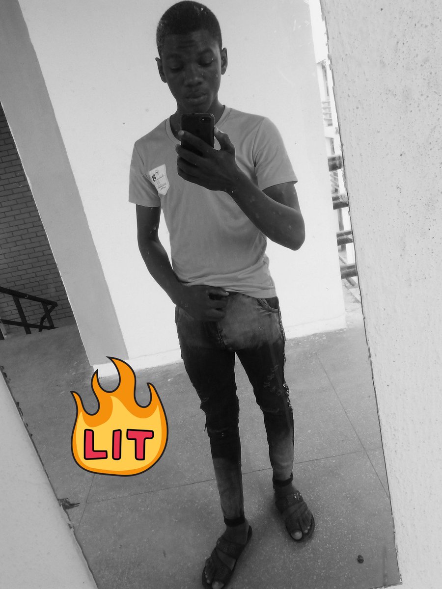 folashewu's tweet photo. Folashewu 🌹🌹 🌹 https://t.co/IiKP8AFznx