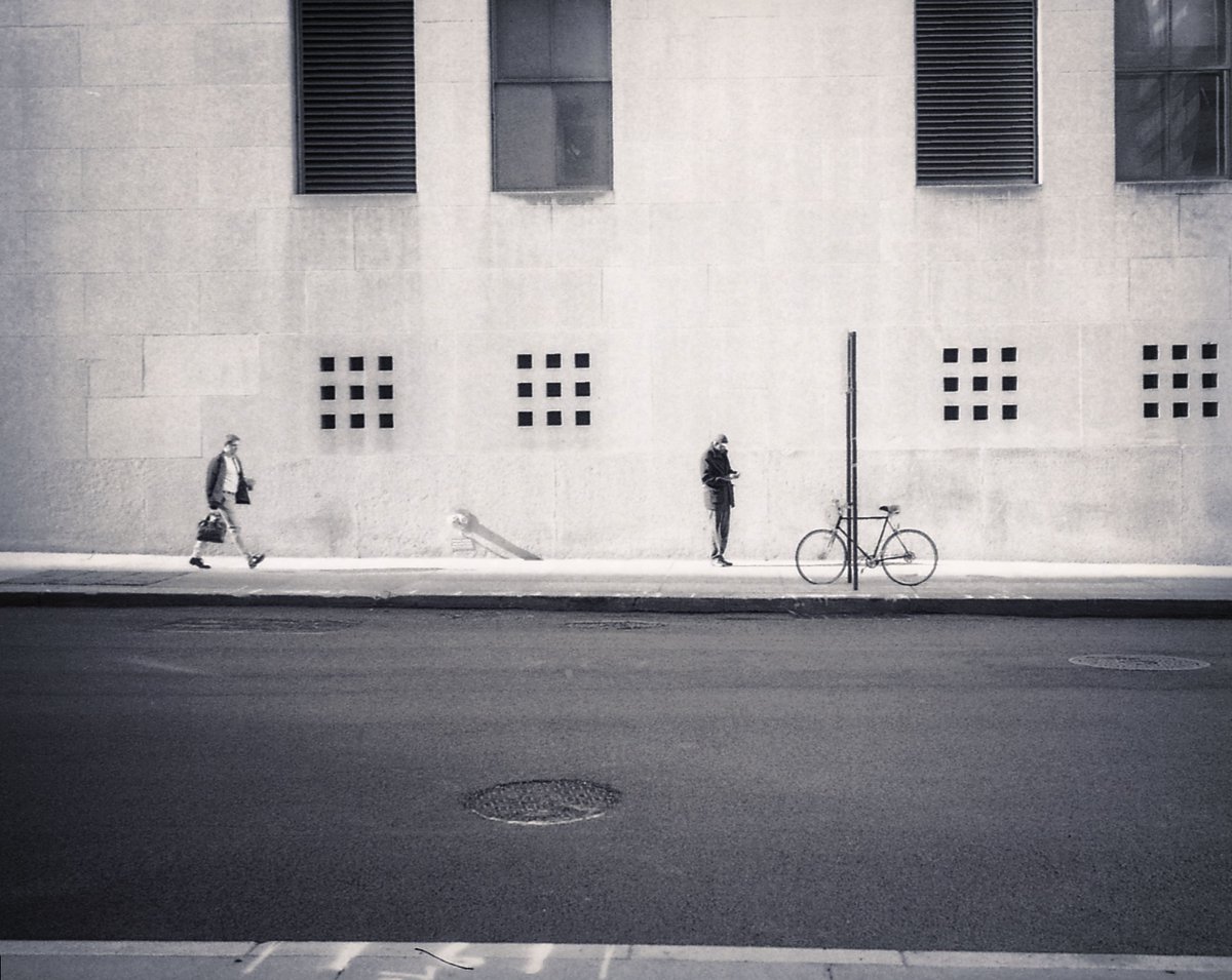 Patsoldchi's tweet photo. walking to work... #NYC #streetphotography https://t.co/VvxbJwoVUR