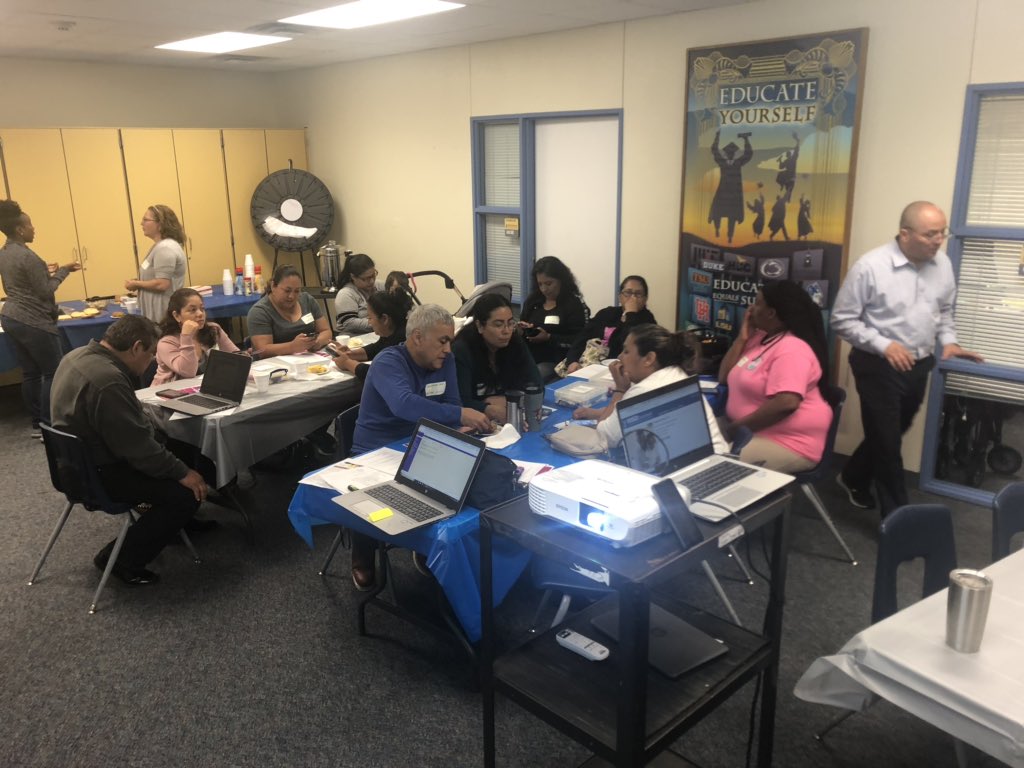 CliftonPride's tweet image. Had a great time at Coffee with the Principal- Parent University edition- today!  #capable #connected #caredfor @Northwest_HISD