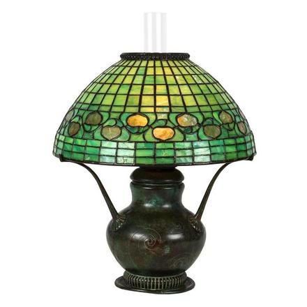 ClarsAuction's tweet photo. This beautiful Tiffany Studio bronze and lead glass Acorn lamp #sold at #Clars Auction Gallery this weekend for 11,000! #clarsauction #estateauction #estatesale #consignmentshopping #clarsauctiongallery #fineartauction #furinature #tiffanys https://t.co/kdn9fbR9sE