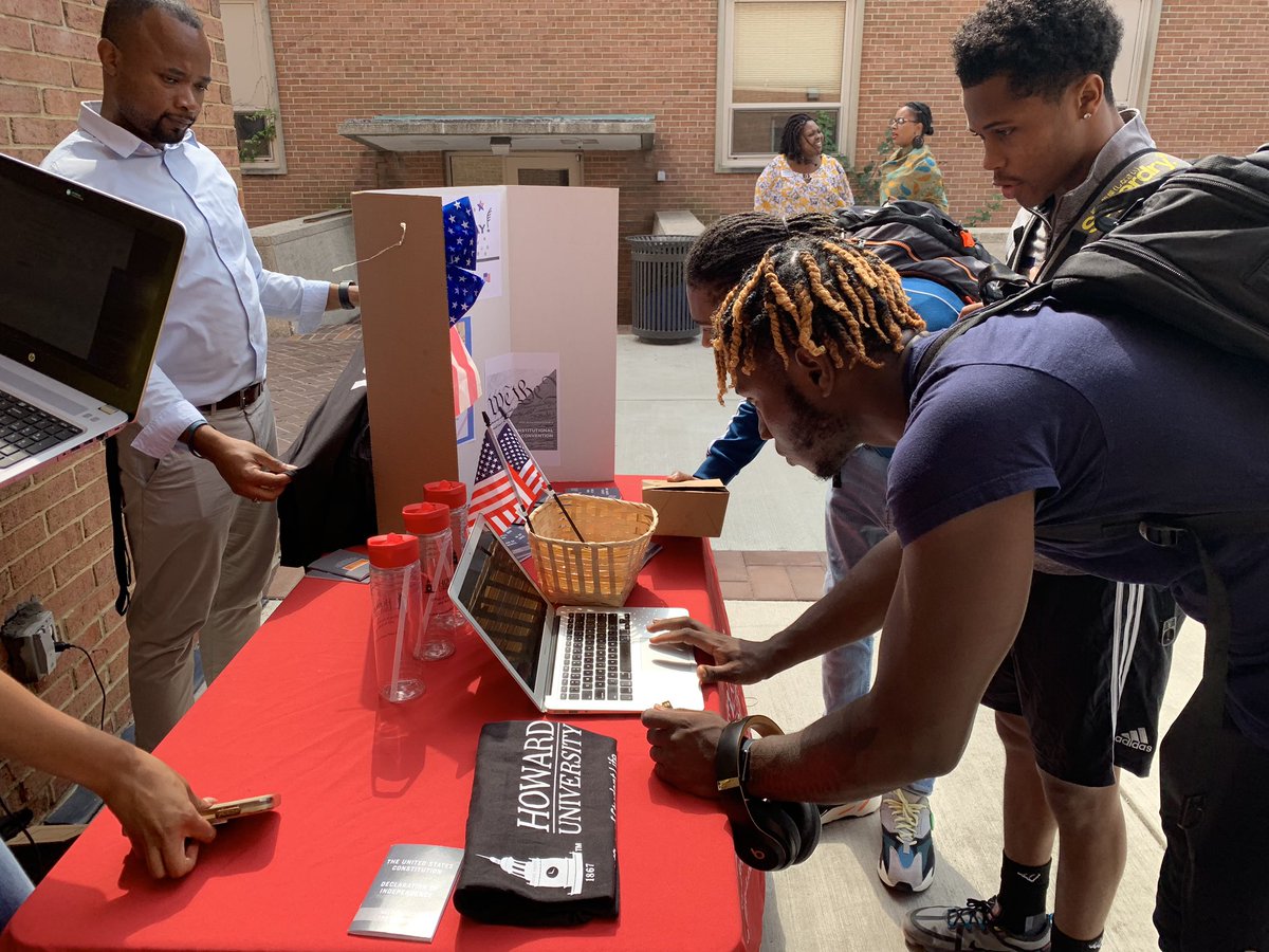 HUCampusLife's tweet photo. Consitution Day was a success !! ๐๐ฝStudents received free pocket size constitution booklets & were able to win prizes ... Thank you all for stopping by. #HU #ConstitutionDay #HUSLA https://t.co/CW5YJMNcel