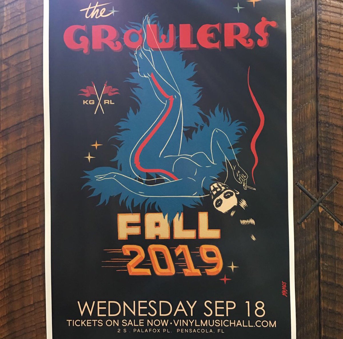 Elizabe01813524's tweet photo. Want to have fun for a few hours? Then come get down with @losgrowlers this Wed, Sept 18th @vinylmusichall. Doors @ 7 my brethren. #vinylmusichall #thegrowlers #rockandroll #music #garage #psychedelic #surf #pop #rock #beat #beachgoth #art #dance #getdowntovinyl #getdownatvinyl https://t.co/c9cTdYoPAz