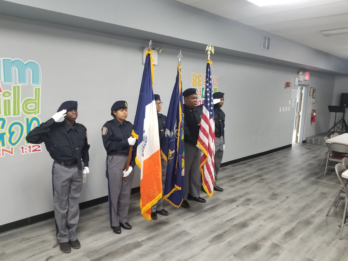 120Explorers's tweet image. 120 Explorers color guard at citizens police academy alumni reunion