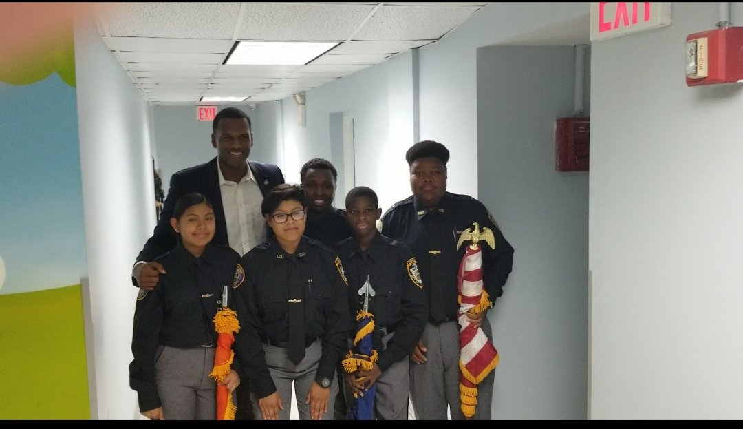 120Explorers's tweet image. 120 Explorers color guard at citizens police academy alumni reunion