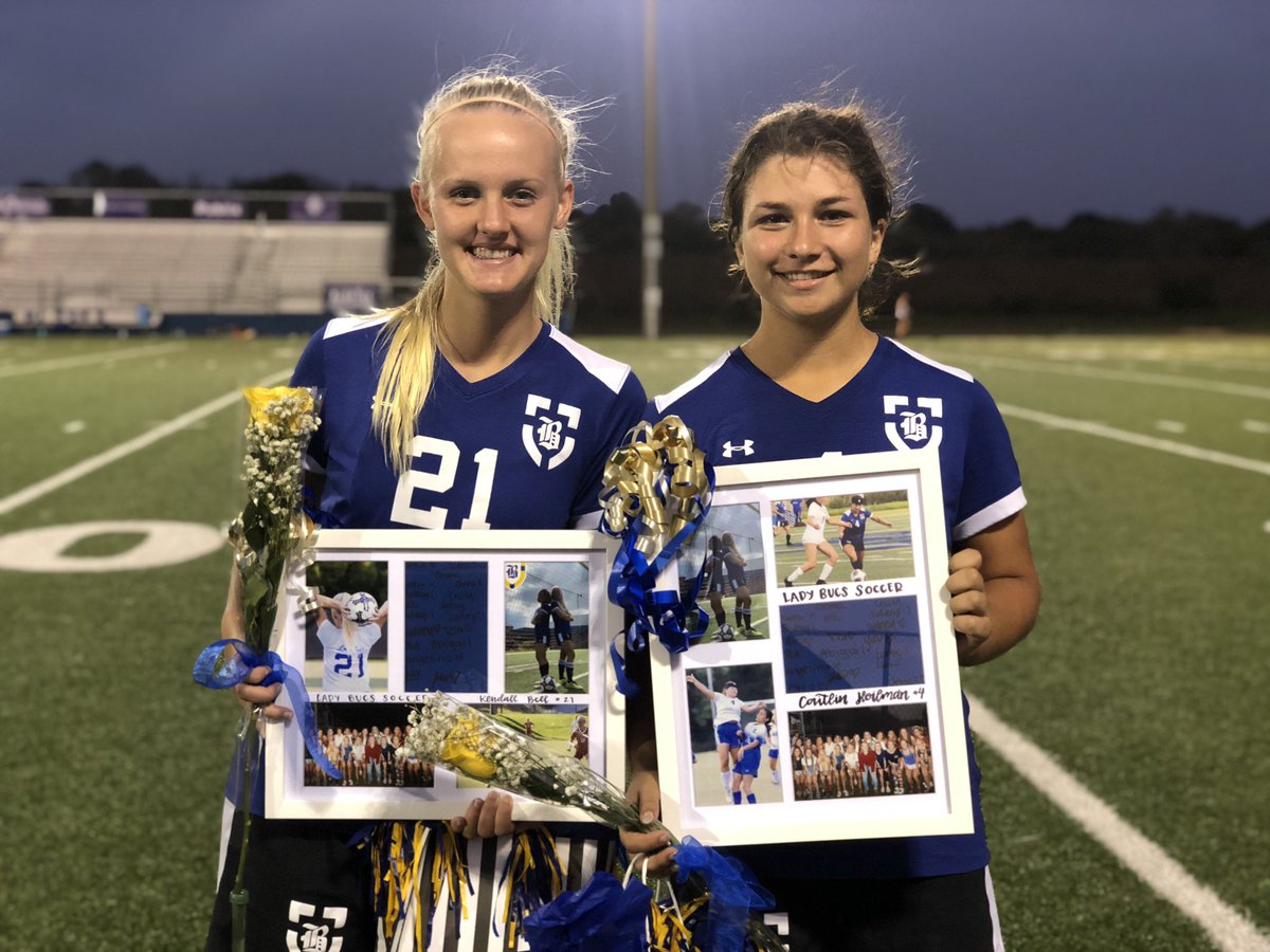 jillchartness's tweet photo. Congratulations to our soccer seniors Kendall Bell &amp; Caitlin Hoilman 💙⚽️💛 https://t.co/UxRsvLBlgc