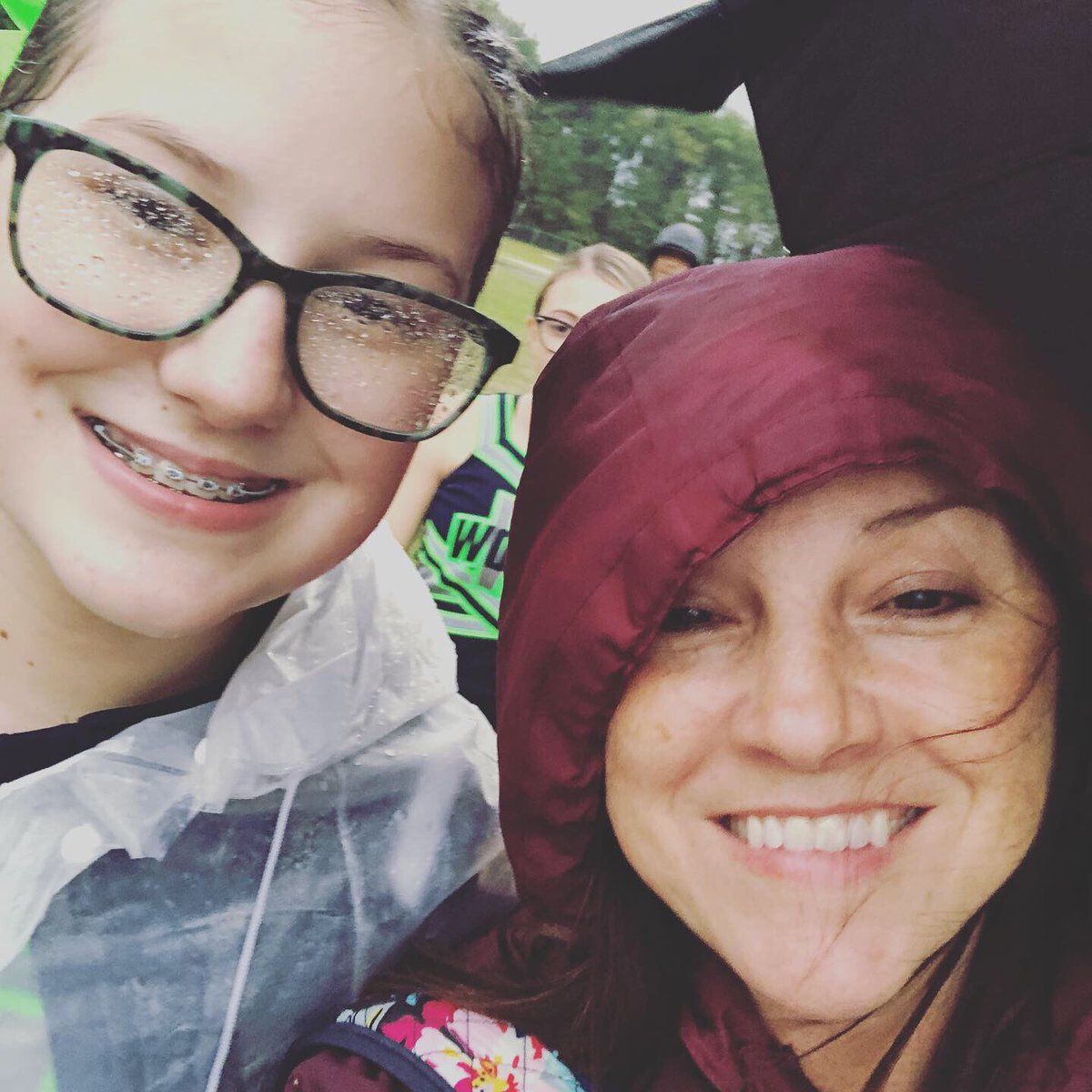 keabshire's tweet photo. Rain or shine! #LifeInTheShire #Songbird #WestLakeWolves #wlmscheer https://t.co/5y8PjXFq23