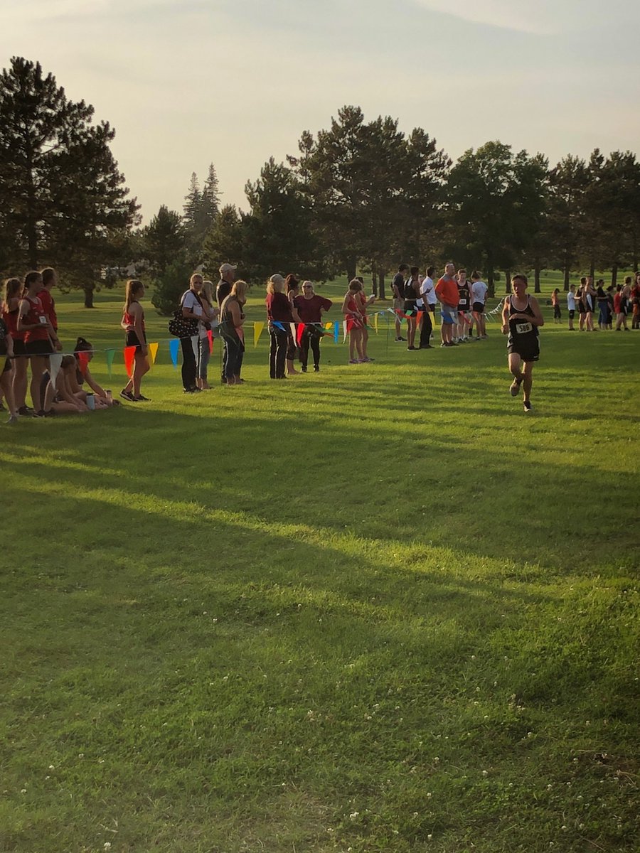 ProwlerBlueCrew's tweet photo. Tough competition in Bagley toy for XC! Our runners stepped up and ran amazing in the HEAT! Leading the Prowlers -Jerzie Finstad 4th and Jake Davis 11th #preparingforsections #runningintheheat #prowlerstrong https://t.co/Hfmzt59ma7