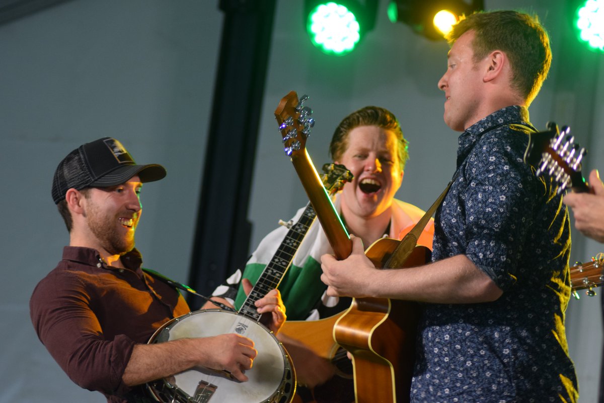 MuskegonTimes's tweet photo. ‘I feel at home in Muskegon’: Musicians laud Michigan Irish Music Festival as it celebrates 20th anniversary https://t.co/AOsRahAlou @Michigan_Irish #MIMF19 #MichiganIrishMusicFestival #Muskegon #downtownMuskegon https://t.co/IfuaLgjEKx