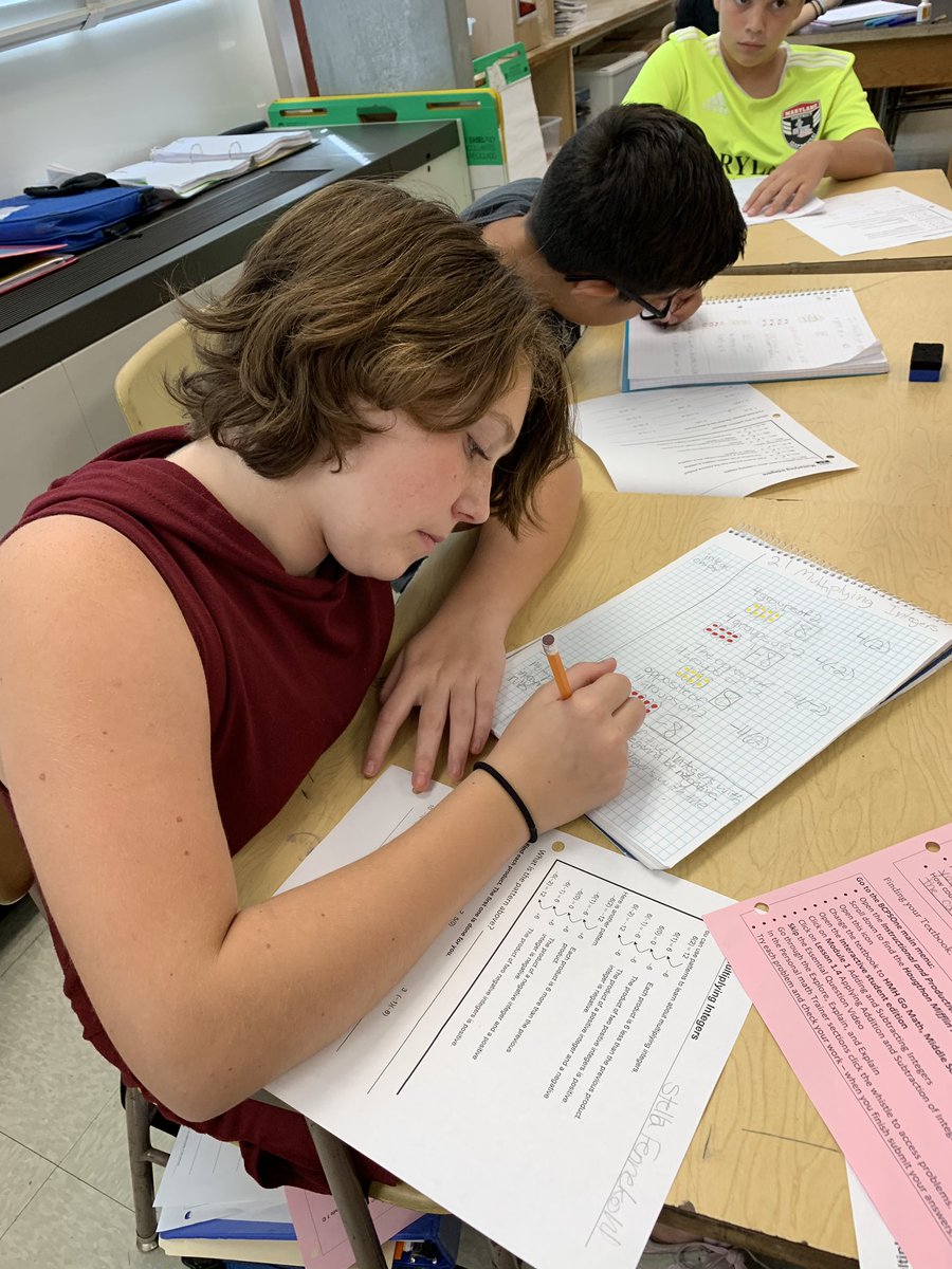 Kelly Ena tweet media