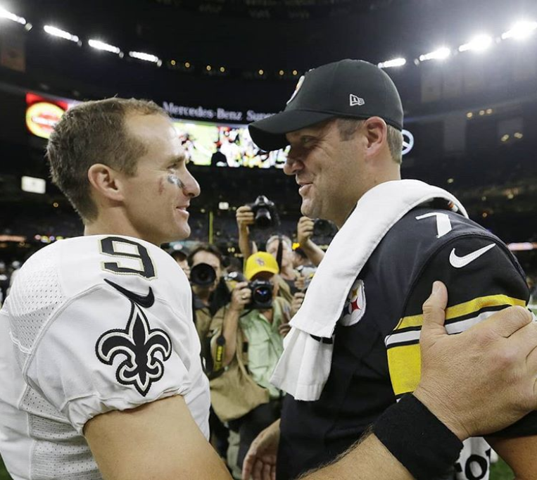 NFLnoTucupi's tweet photo. A última vez que a NFL viu uma rodada sem Brees e Roethlisberger em campo foi na semana 17 de 2004.

Uma pena para todos aqueles que amam futebol americano!

Foto: AP Photo/Butch Dill. https://t.co/MZ9fZkbfcc