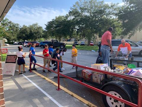 hgeheroes's tweet photo. Thank you to our Heroes for donating supplies for the Bahamas. A huge thanks to Work Force, N.E. Robert's, and Southwest for partnering up with us to make this drive a success. #hgeheroes #lovepolkschools #bahamastrong https://t.co/YLfKsNhM5j