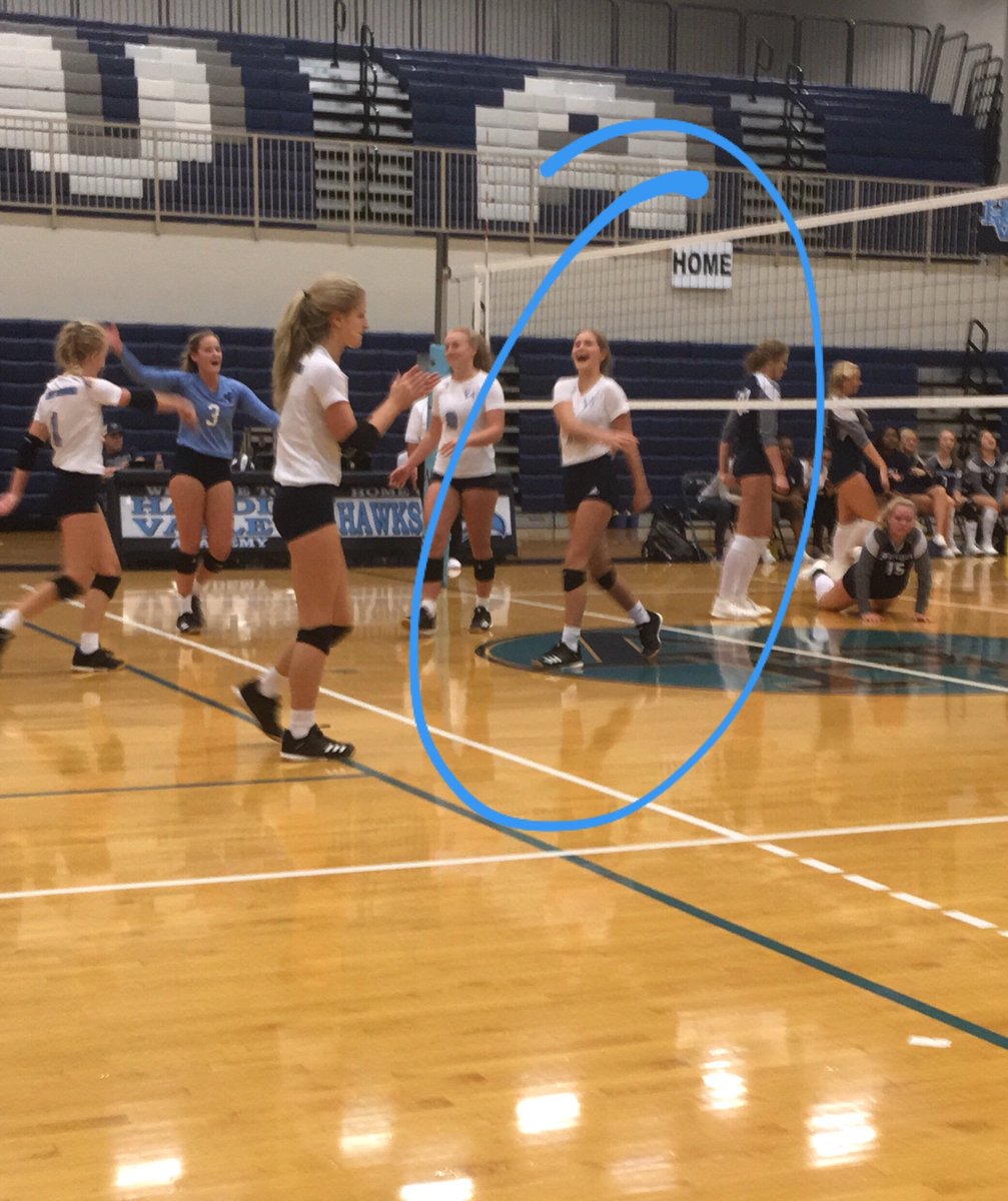 HVA Volleyball with a Big-Time Home win over Farragut. Sophomore 🏀 player Avery Laugherty doing her thing!!! 🏐💙🐦 #HawkNation #SportsSupportingSports