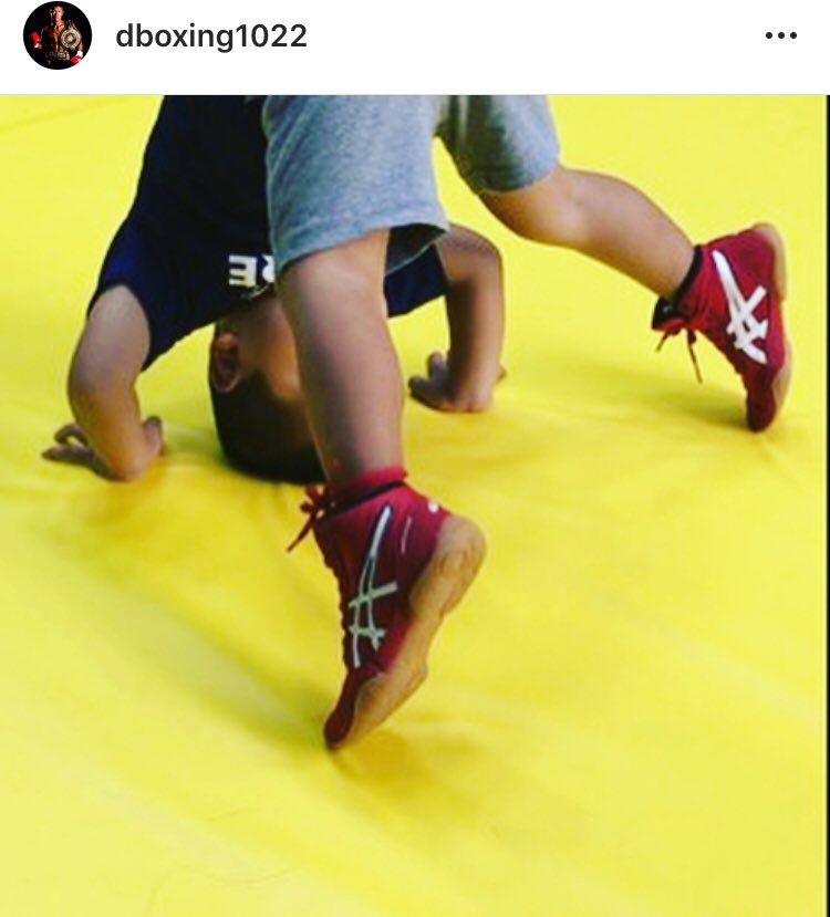 POLICEBOXER110's tweet image. 3歳からKRAZYBEEでレスリングをしている長男
いい練習させていただいています

#山本KID徳郁 
#リスペクト